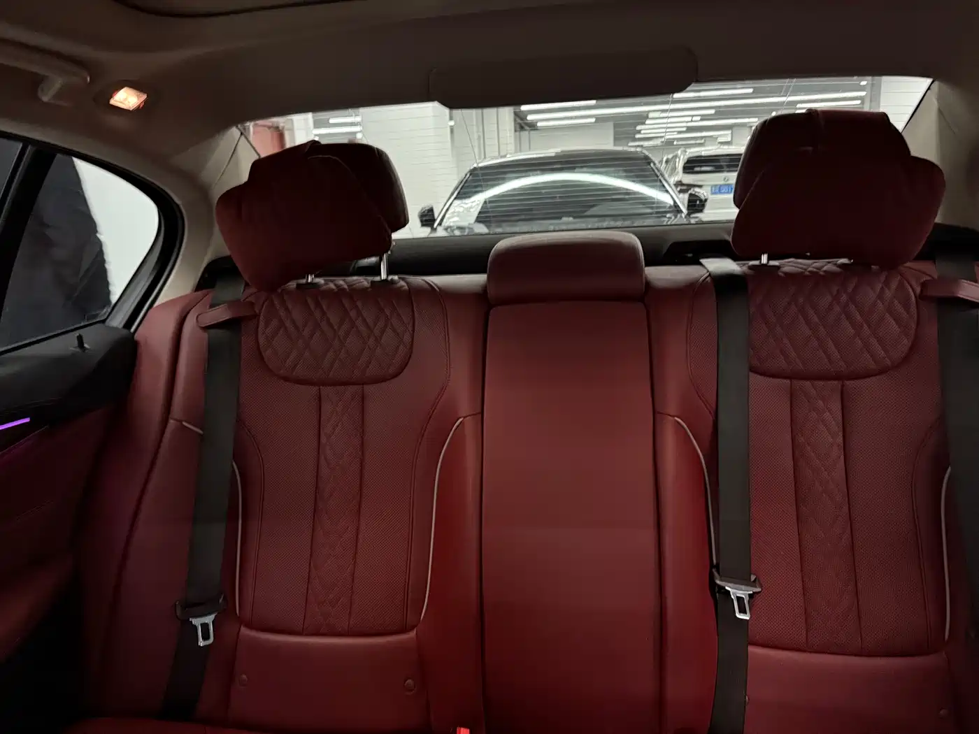 BMW 5 Series 2023 530Li Leading M Sport Package фото 13