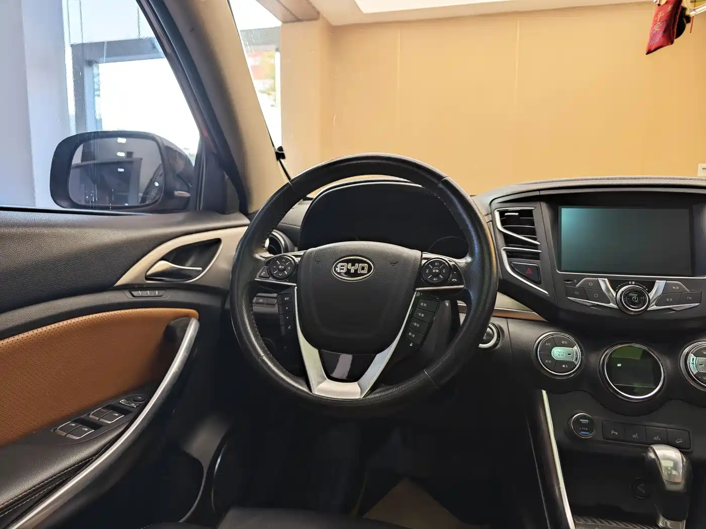 BYD Song 2015 2016 2.0TID Automatic Flagship