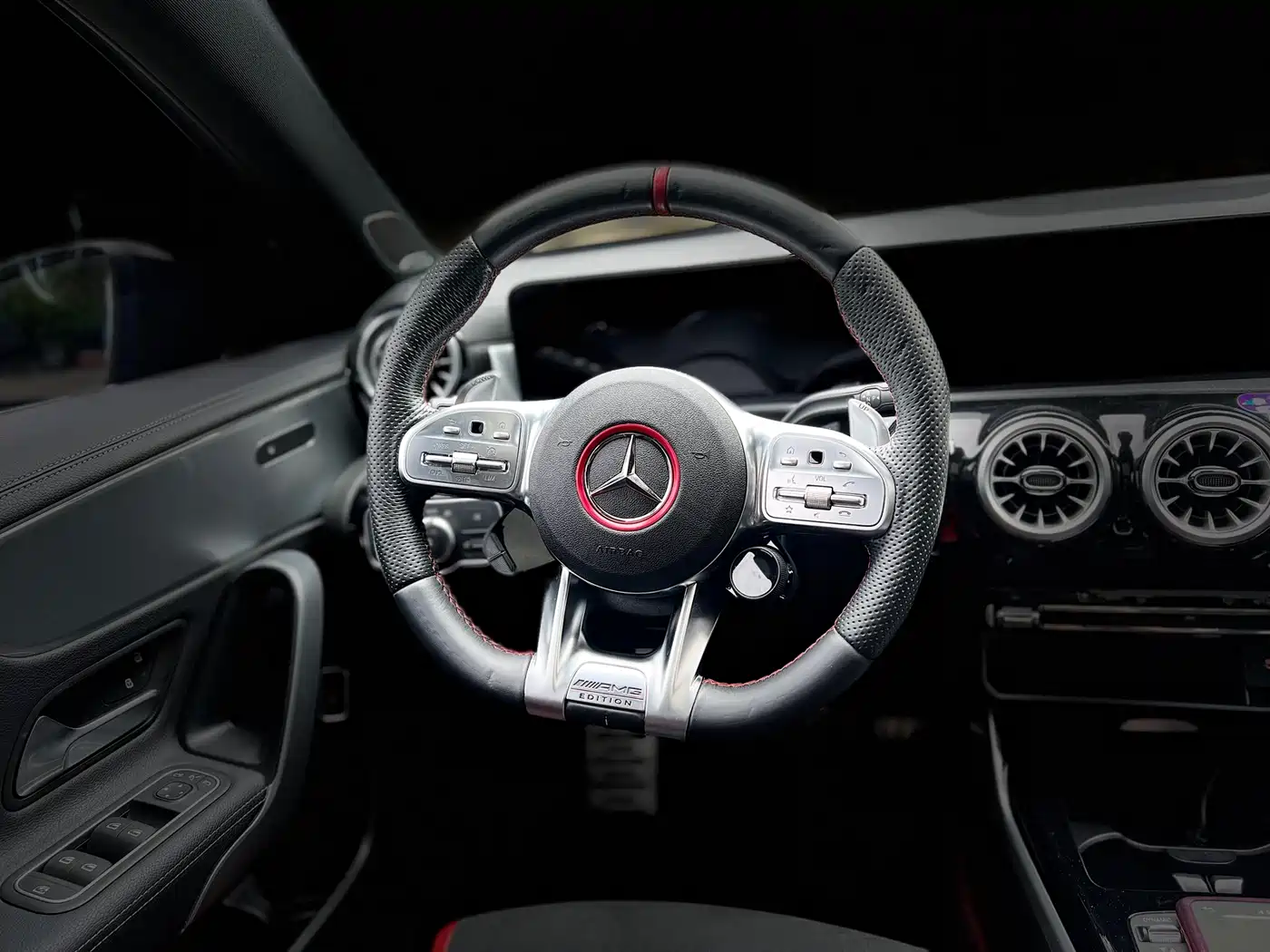 Mercedes-Benz A-Class AMG 2022 Model AMG A 35 L 4MATIC Blazing Night Special Edition фото 7