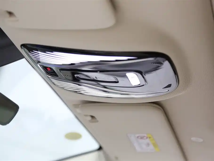 Voyah Auto Voyah Dreamer 2025 PHEV 4WD Kunpeng Premium Edition фото 13