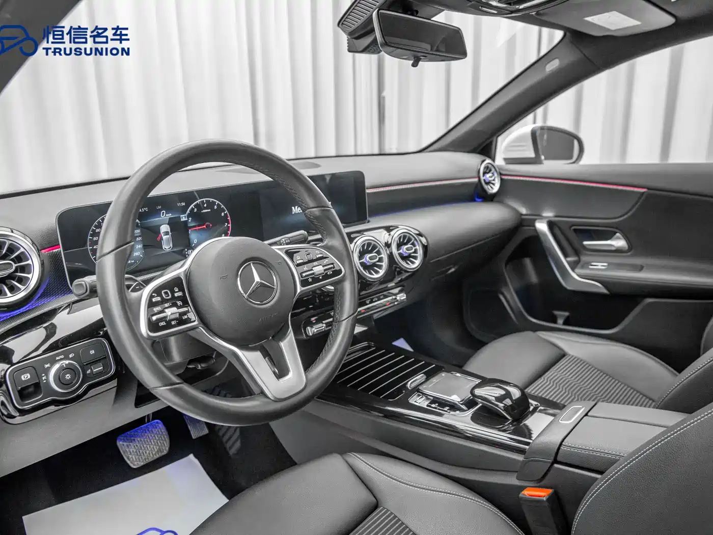 Mercedes-Benz A-Class (Import) 2019 A 200 Dynamic Version фото 11