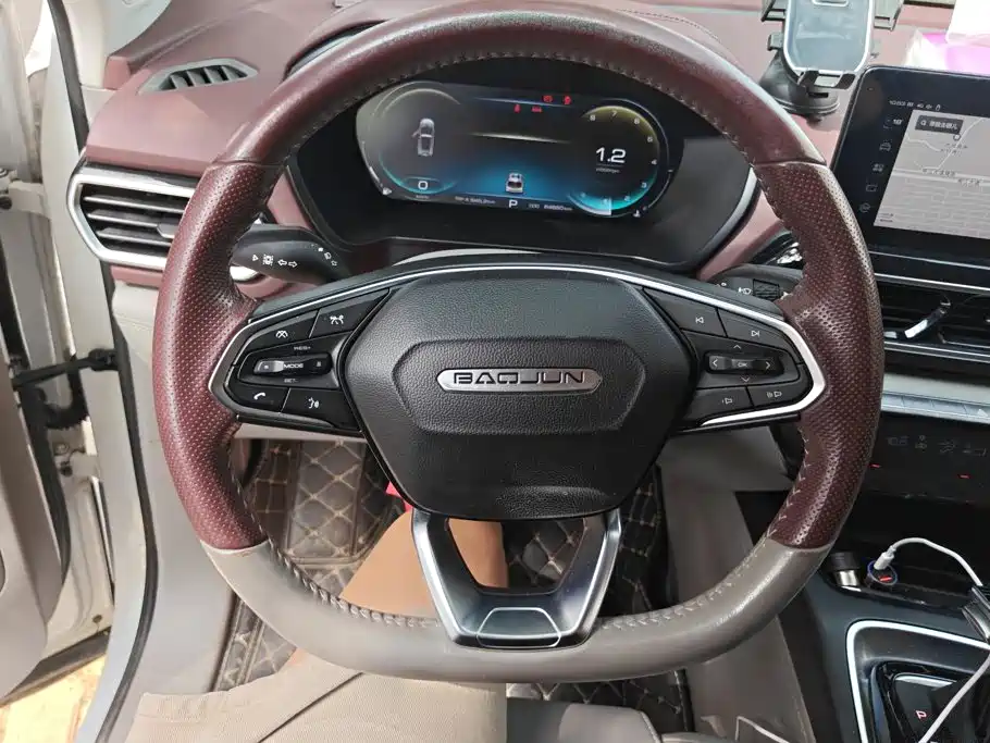 Фото 15 - Baojun RS-5