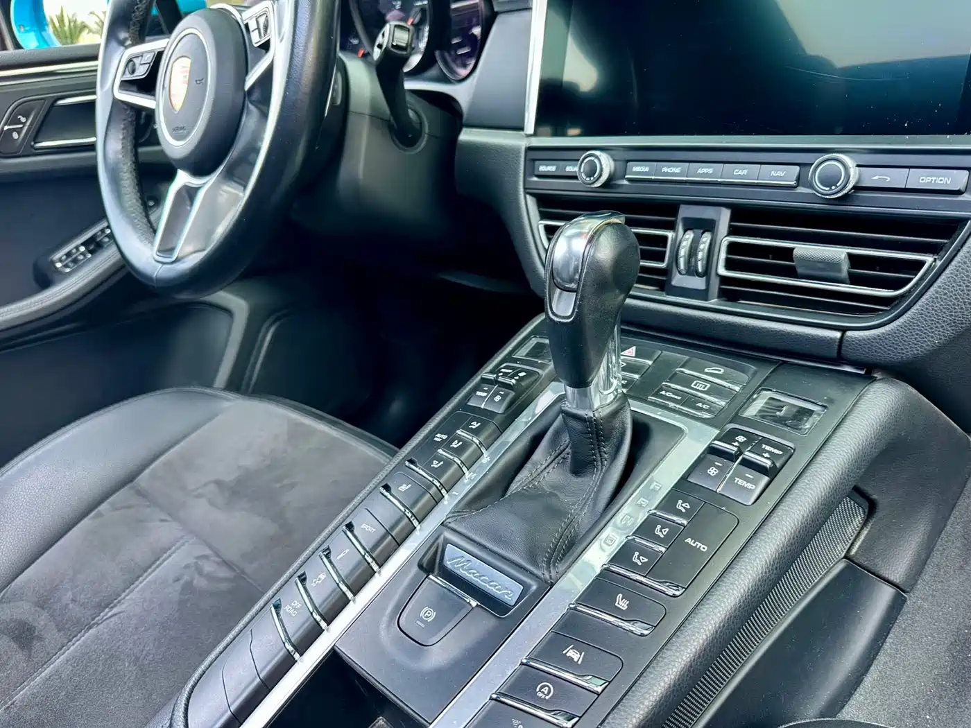 Porsche Macan 2018 Macan 2.0T фото 10