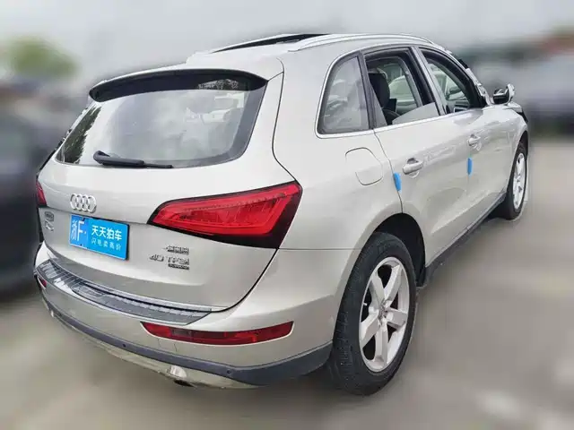Audi Q5 2016 40 TFSI Technology Model — фото 2