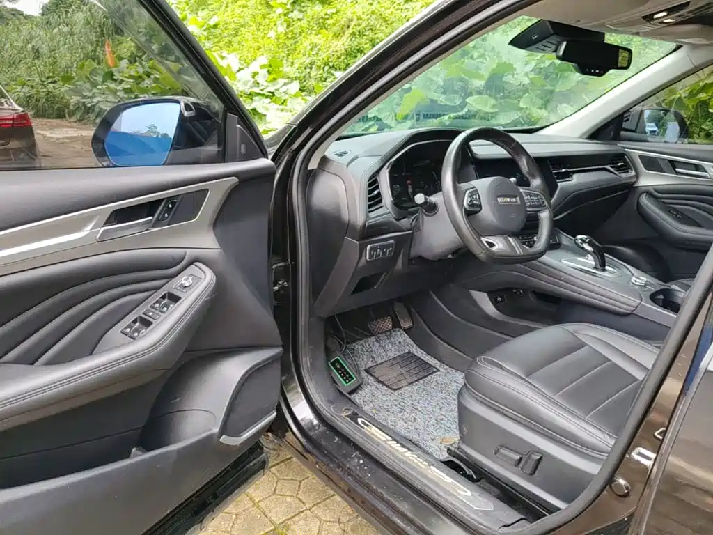 Photo 23 - Haval F7