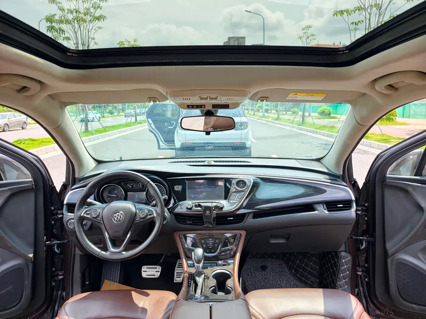 Buick Envision Plus 2019 20T FWD Luxury Model China VI фото 4