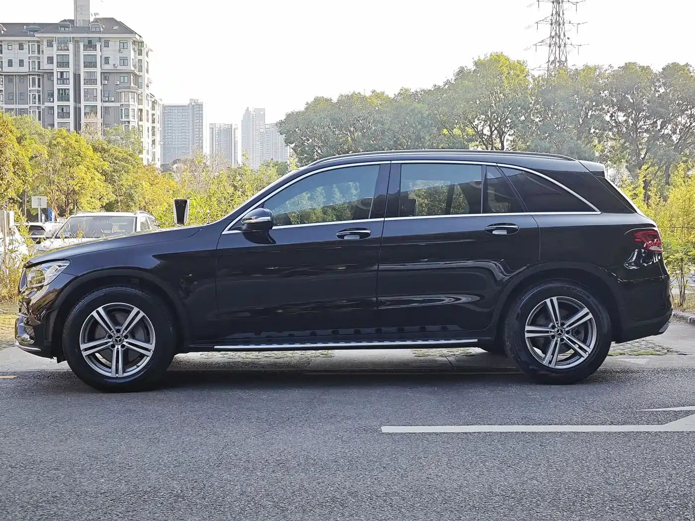 Mercedes-Benz GLC 2020 GLC 260 L 4MATIC Luxury фото 3