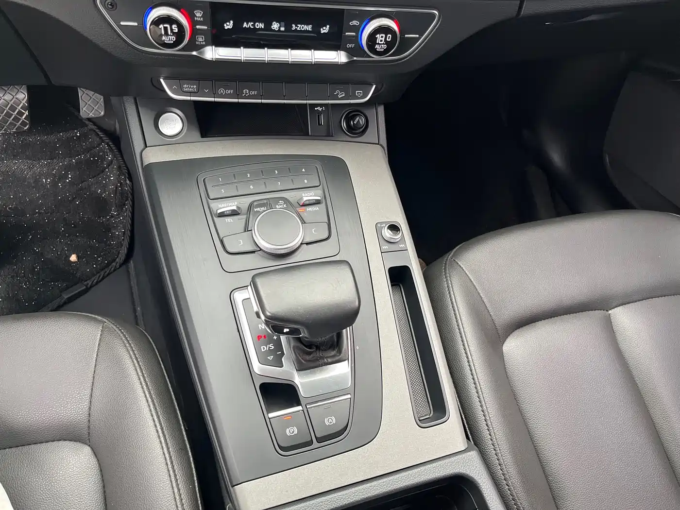 Audi Q5L 2018 40 TFSI Premium Progressive China VI фото 17