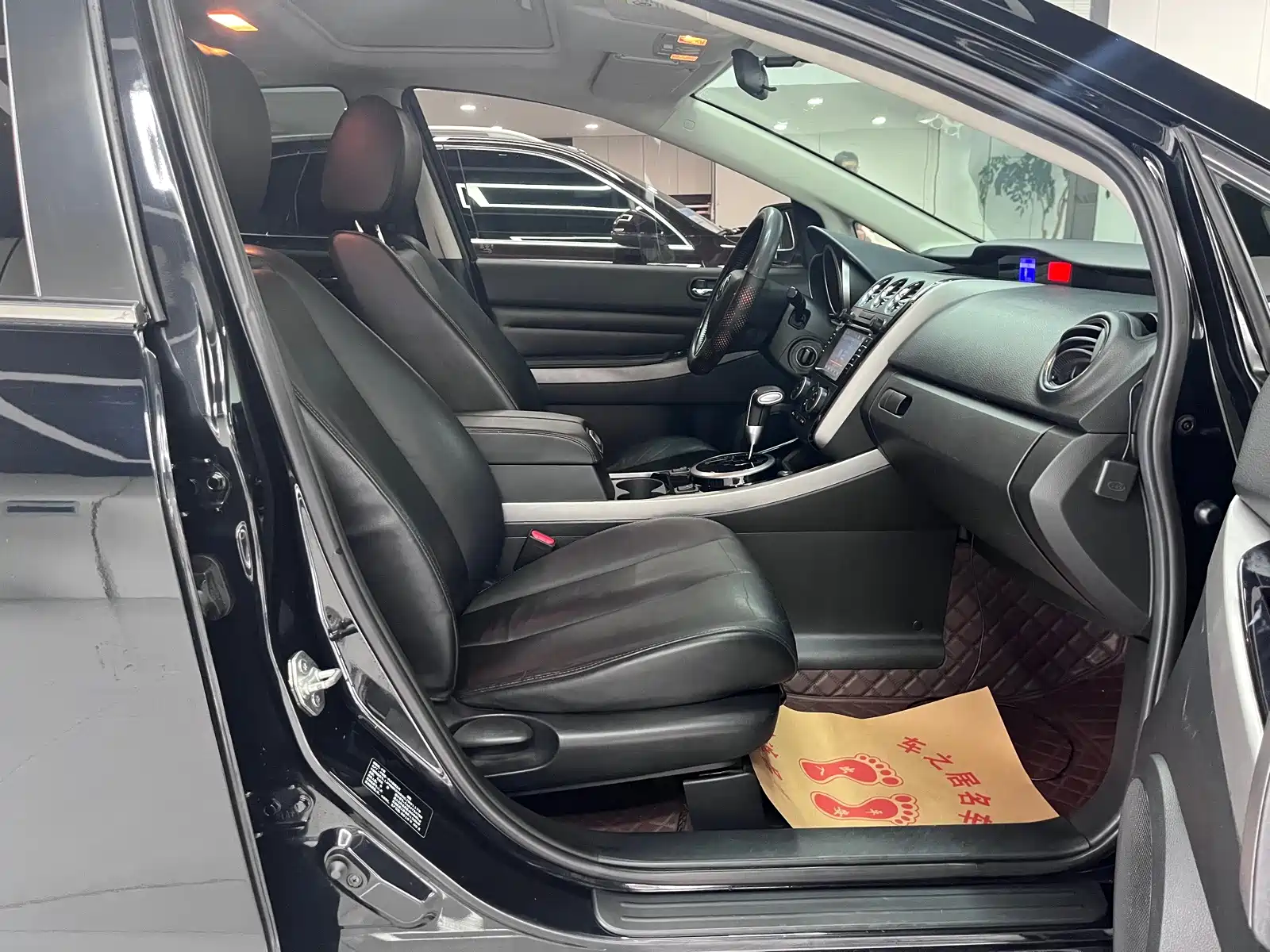 Фото 8 - Mazda CX-7