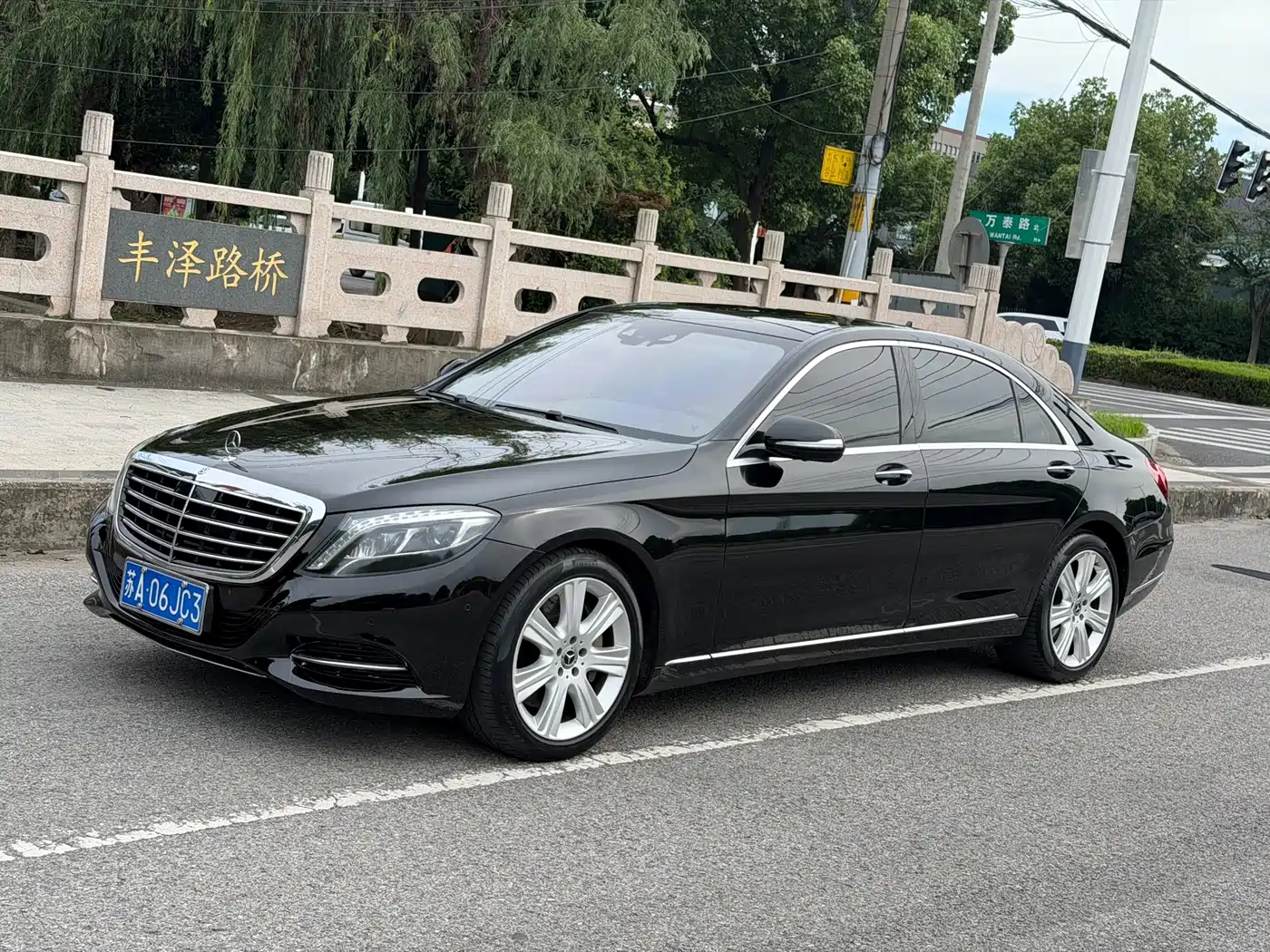 Фото 1 - Mercedes-Benz S-Class