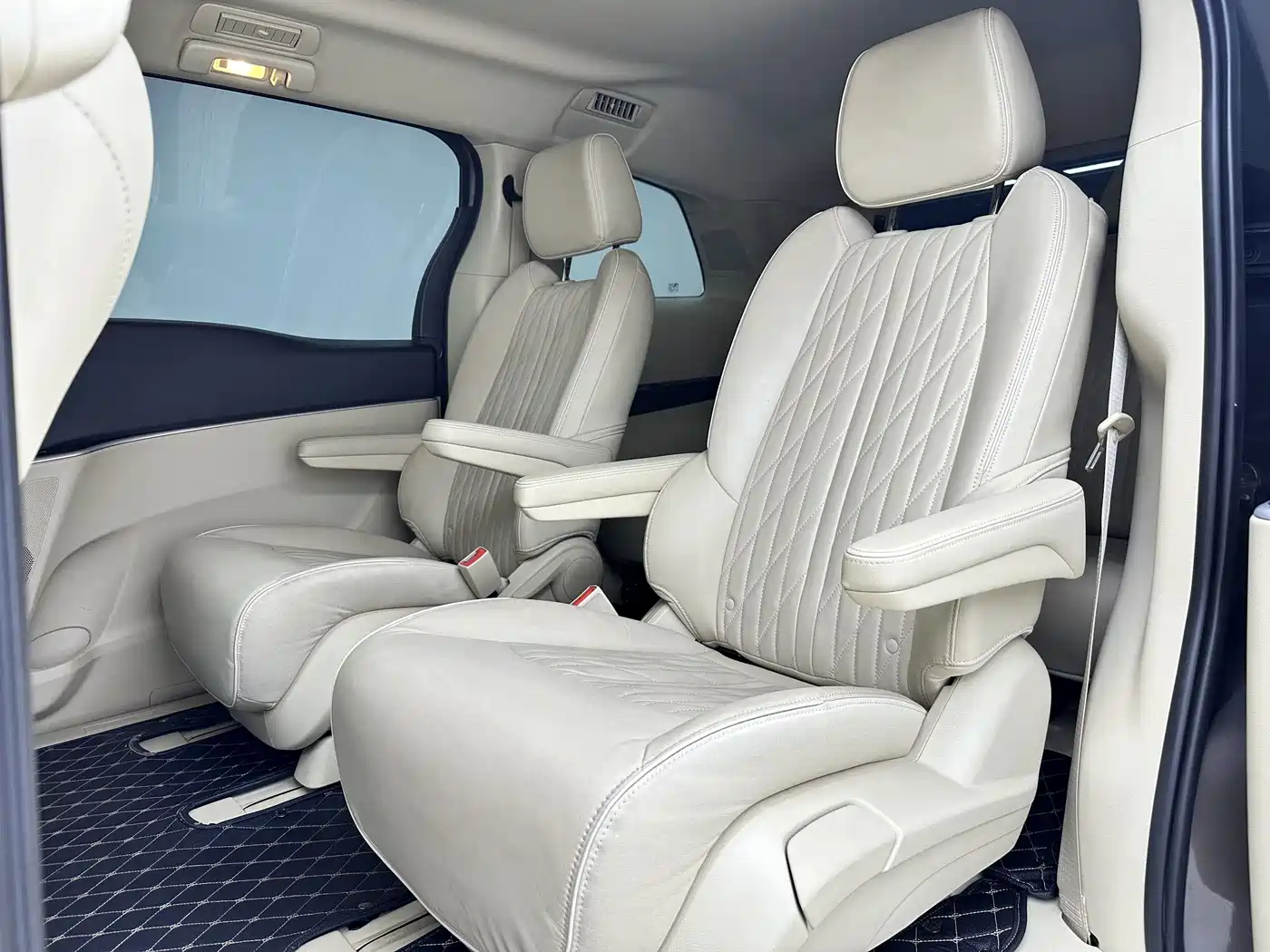 Buick GL8 2023 Facelift Land Business Class Luxury фото 17