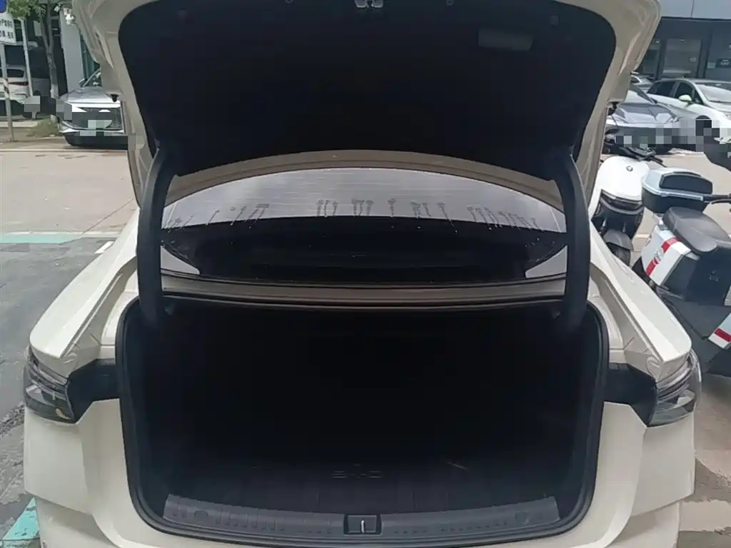 BYD Seal 06 New Energy 2025 DM-i Smart Drive 80KM Luxury фото 19