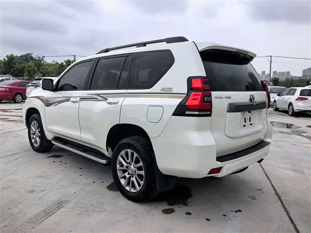 Toyota Prado 2018 3.5L Auto TX фото 8
