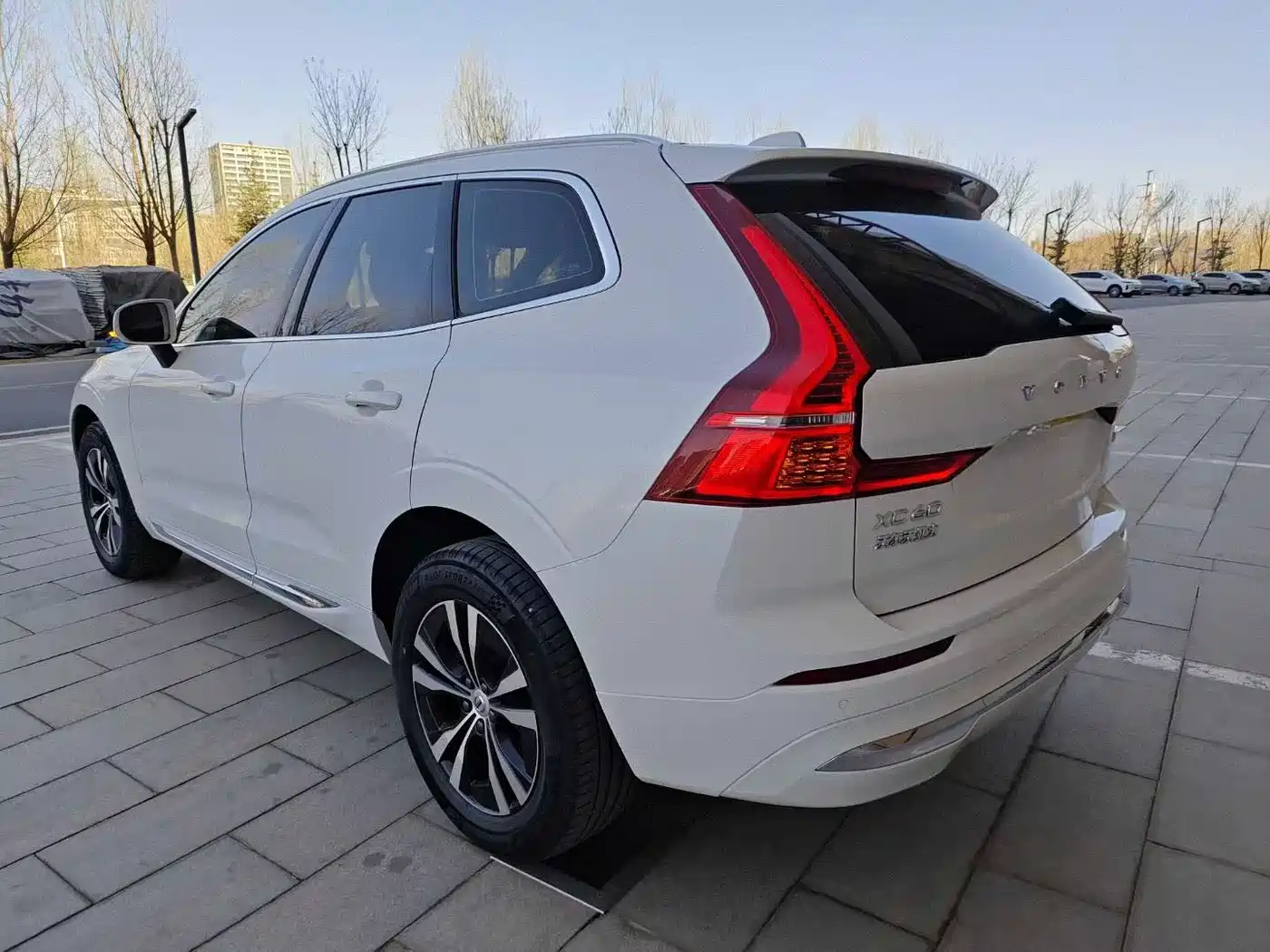 VOLVO XC60