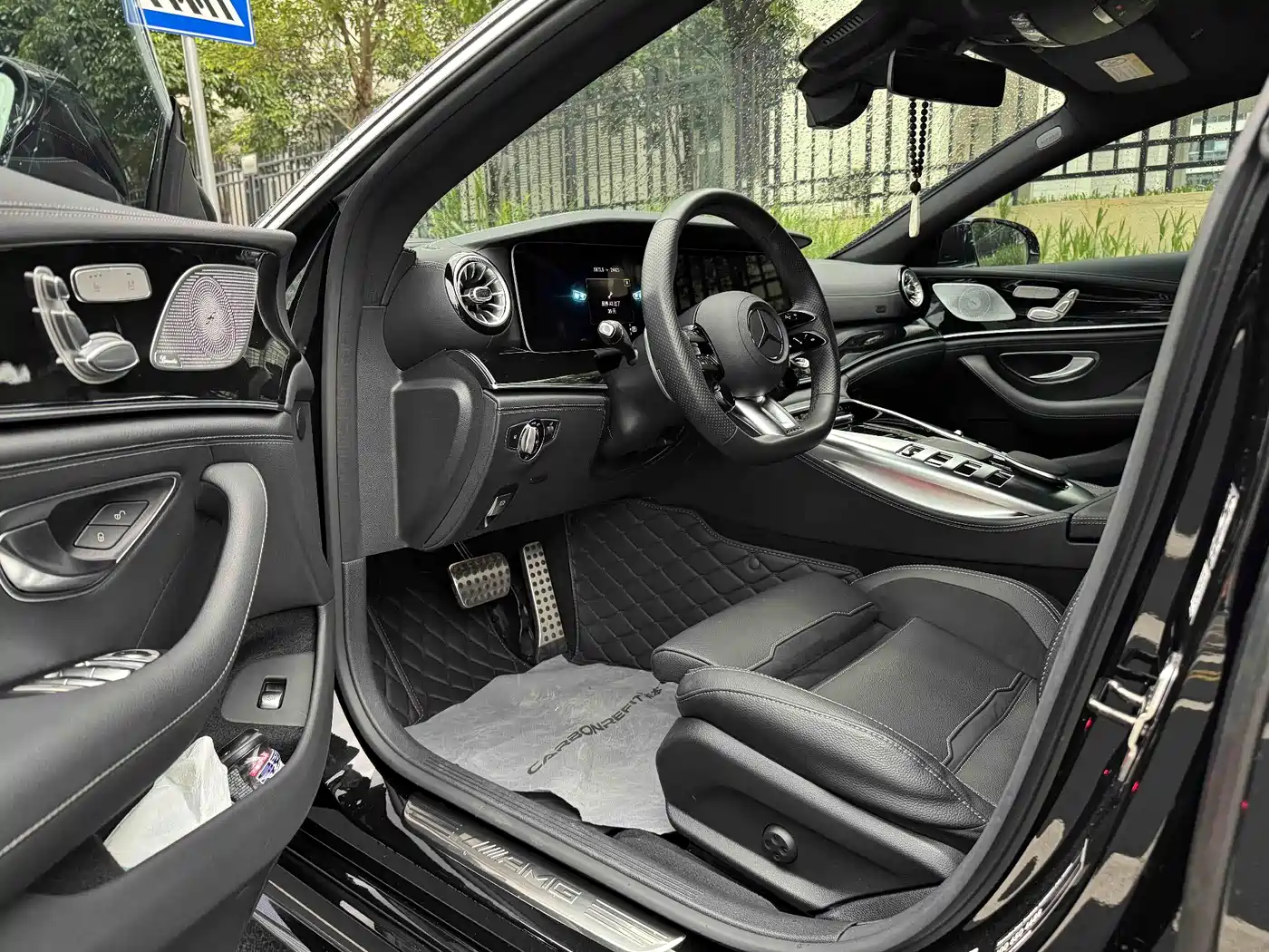 MERCEDES-BENZ AMG GT