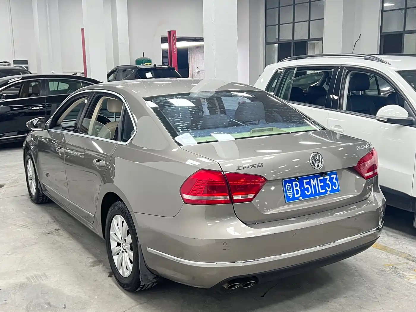 Фото 4 - Volkswagen Passat