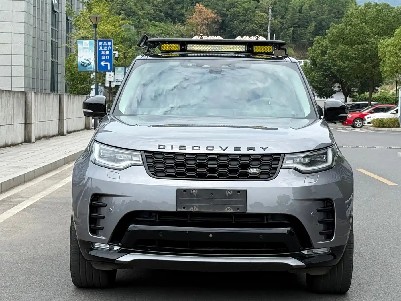 Фото 5 - Land Rover Discovery