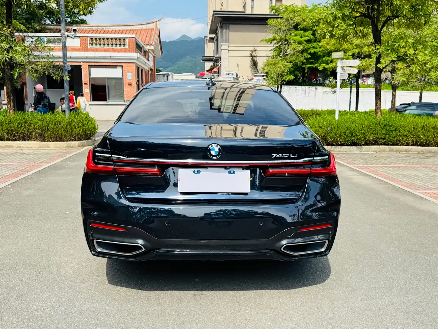 BMW 7 Series 2016 730Li Luxury фото 5