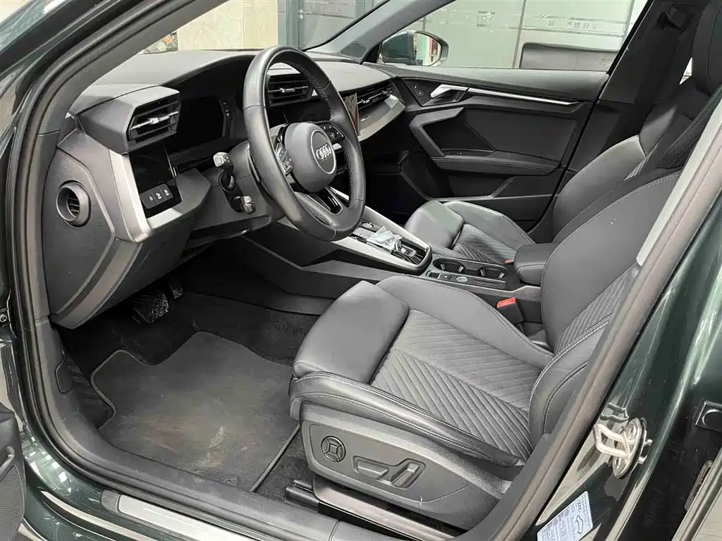 Audi A3 2023 A3L Limousine 35 TFSI Fashion Elegance фото 9