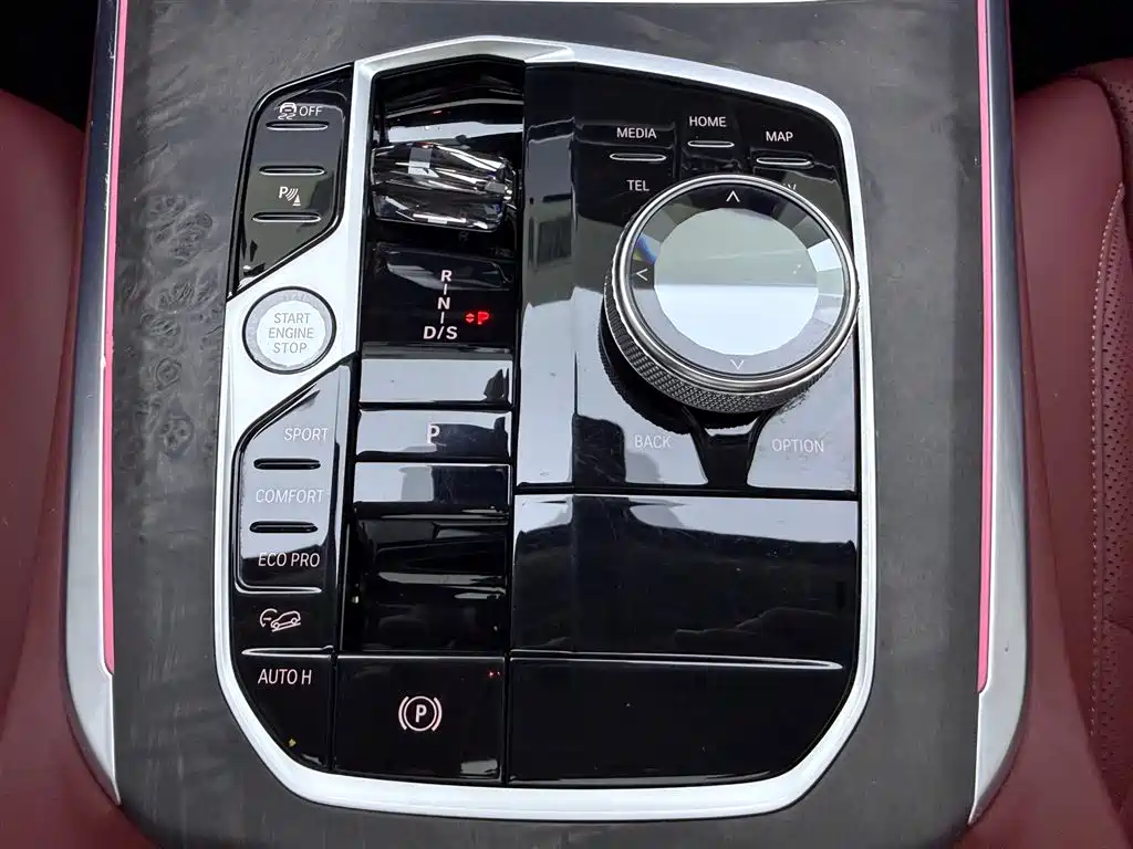 BMW X5 2023 xDrive 30Li Premium M Sport Package фото 22