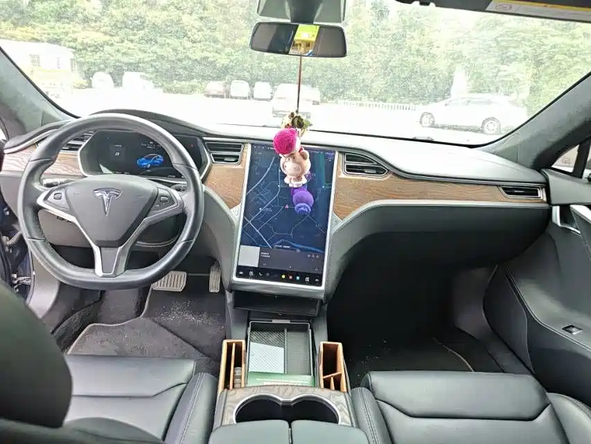 Tesla Model S 2018 2017 Model S 75D Standard Range