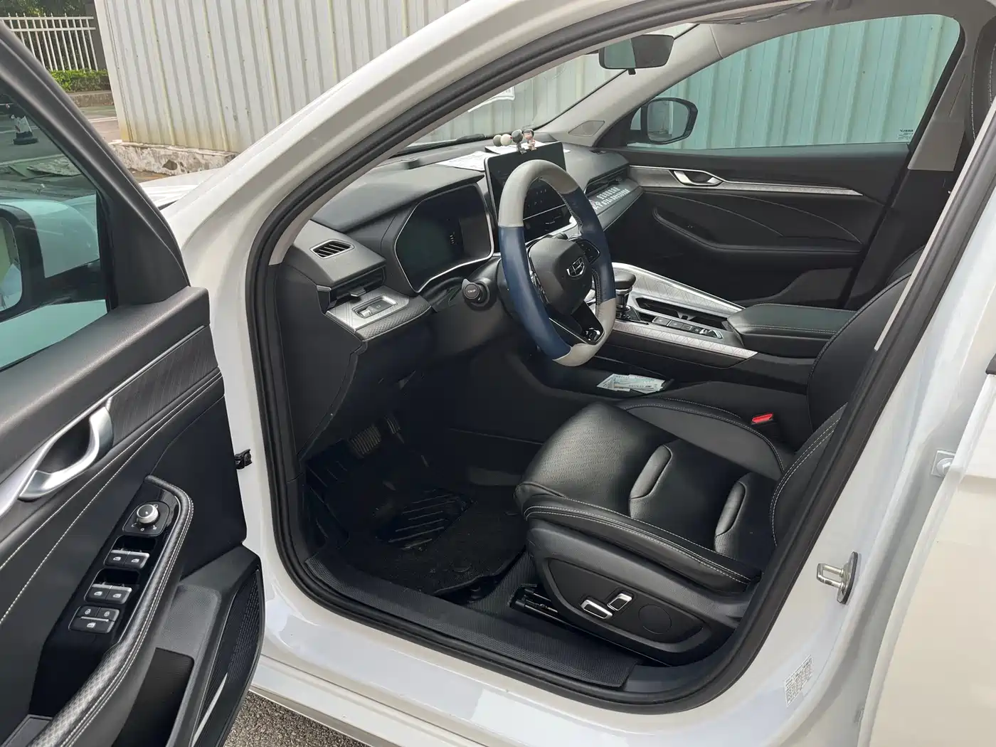 GEELY AUTOMOBILE XINGRUI