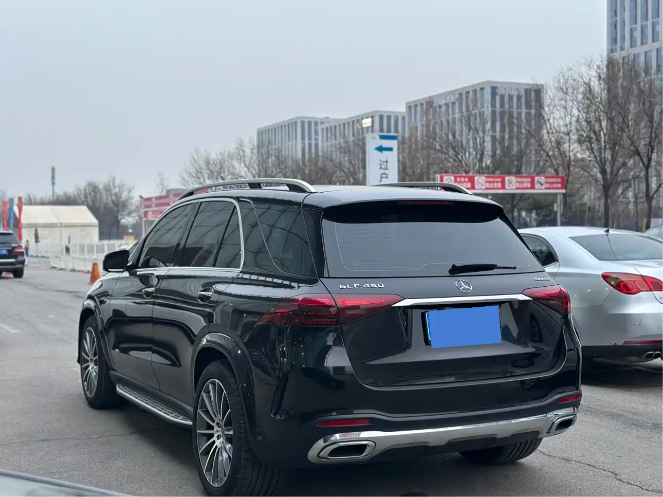 Mercedes-Benz GLE 2024 GLE 450 4MATIC Luxury фото 6
