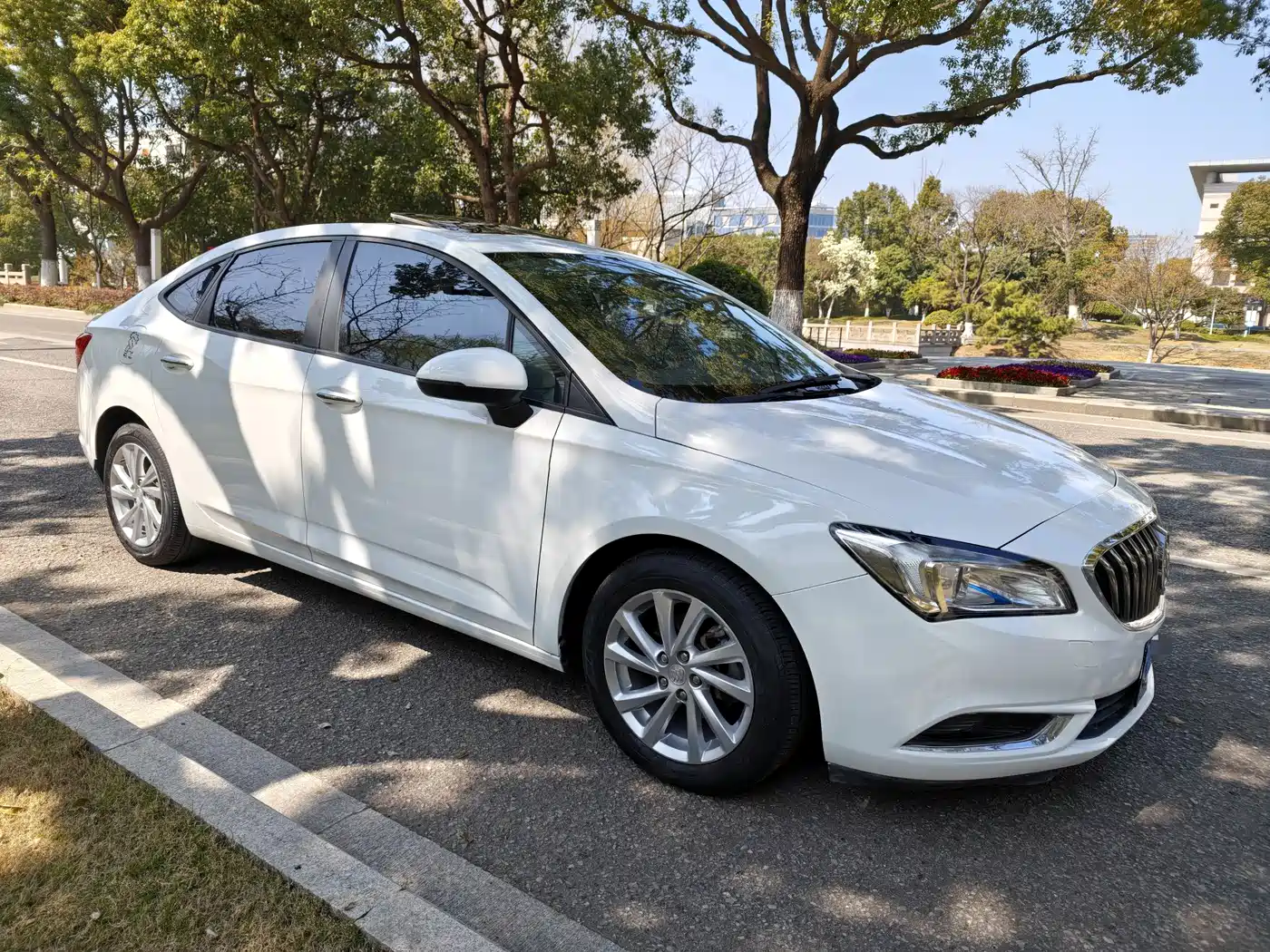 Buick Verano 2015 Sedan 15S Automatic Leading фото 3