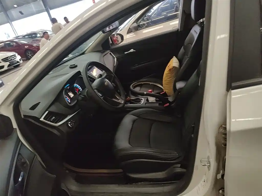 Chevrolet Cavalier 2016 1.5L Automatic Delight Edition фото 14