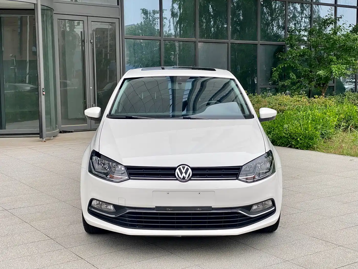 Volkswagen Polo 2018 1.5L Auto Comfort фото 2