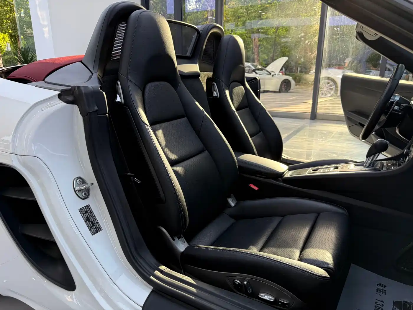 Porsche 718 2018 Boxster 2.0T фото 14