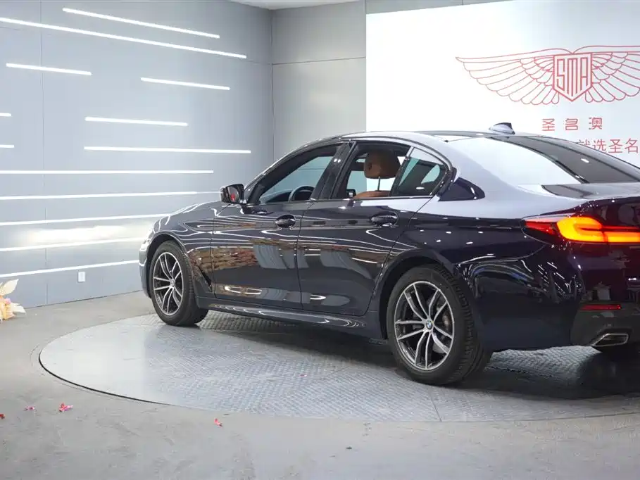 BMW 5 Series (Import) 2022 Facelift 525i M Sport Package фото 5