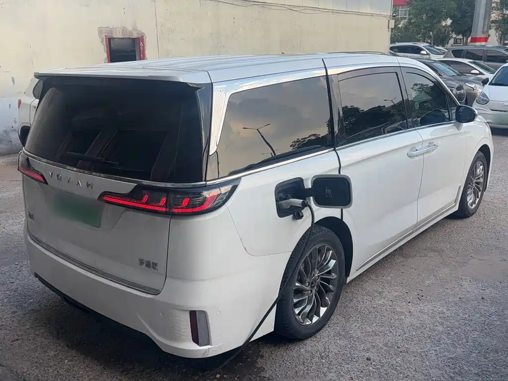 Voyah Auto Voyah Dreamer 2022 2022 Low-carbon Dream+Smart Package