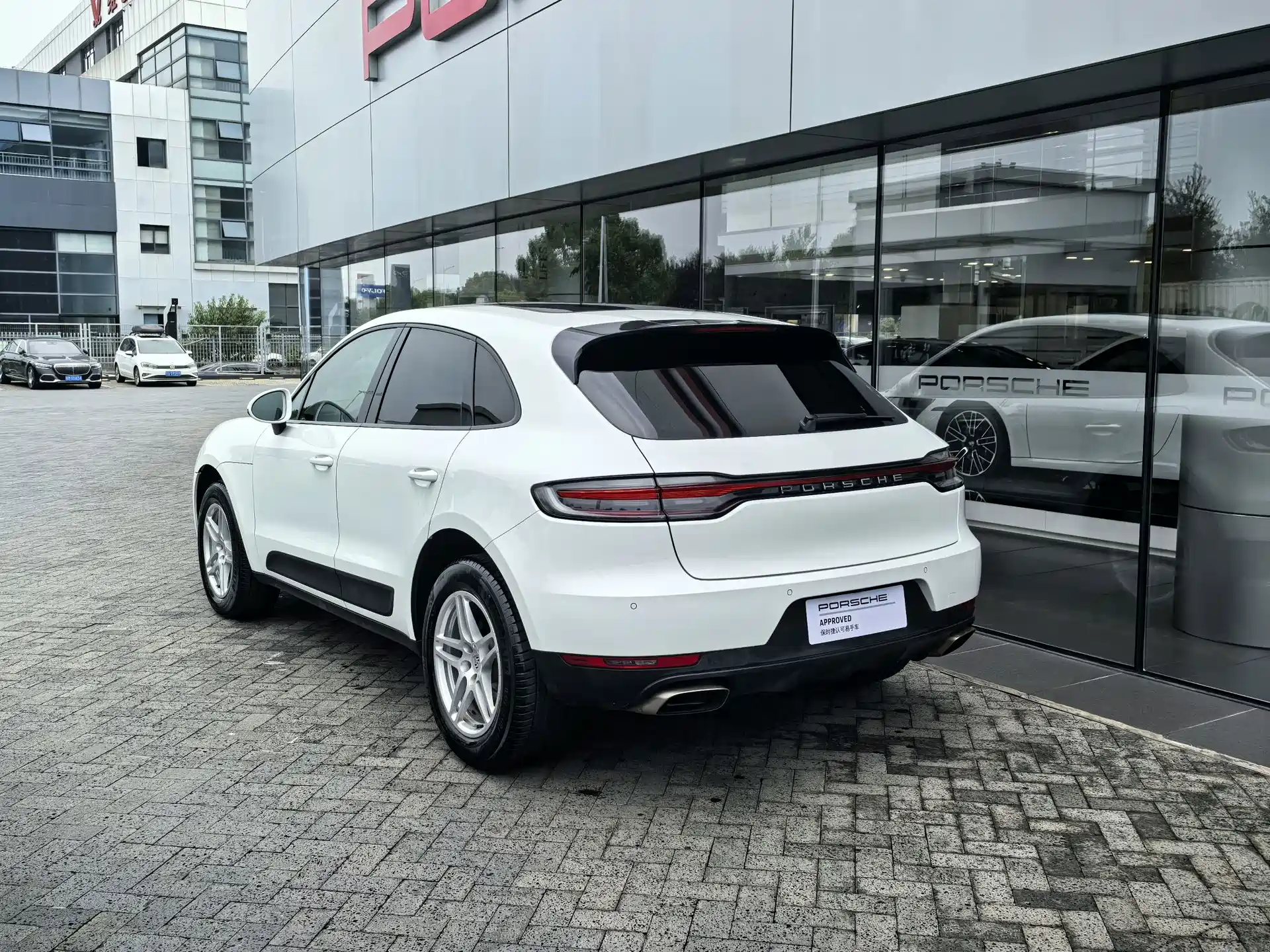 Фото 9 - Porsche Macan