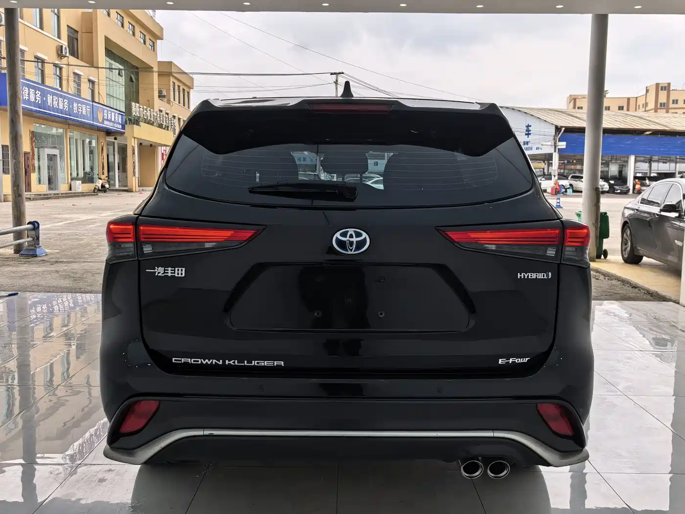 Toyota Crown Kluger 2022 2.5L HEV 4WD Elite Edition фото 15