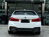 صورة 16 - BMW 5 Series