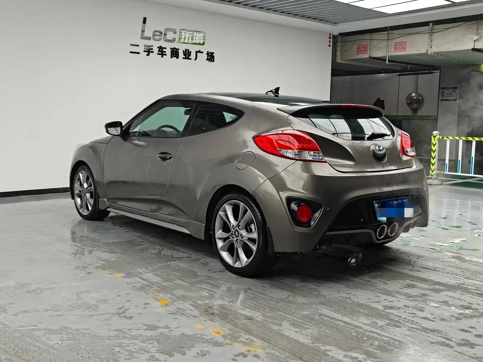 صورة 6 - Hyundai Veloster
