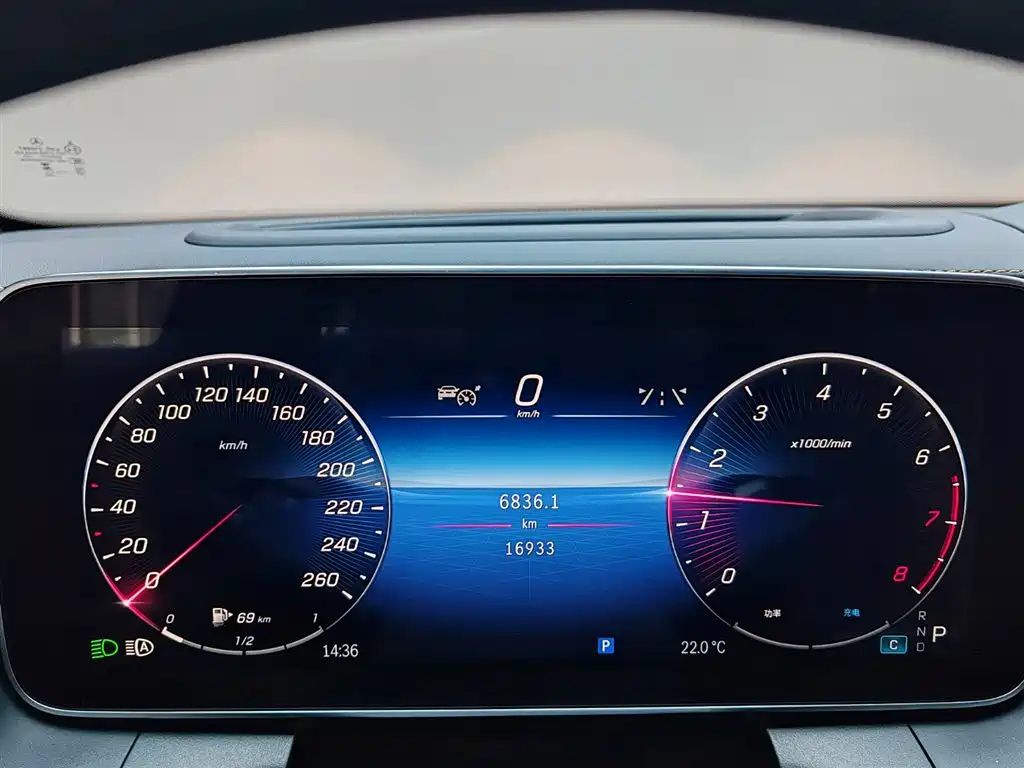 Mercedes-Benz GLC 2023 GLC 300 L 4MATIC Luxury 7-Seater фото 9