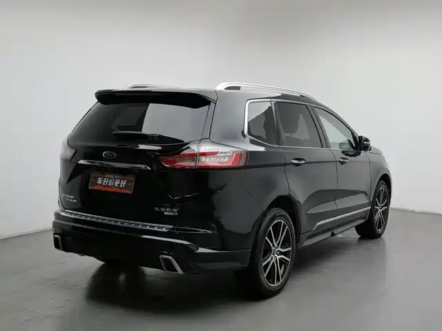Ford Edge 2020 EcoBoost 245 2WD Luxury 7-Seater — фото 2