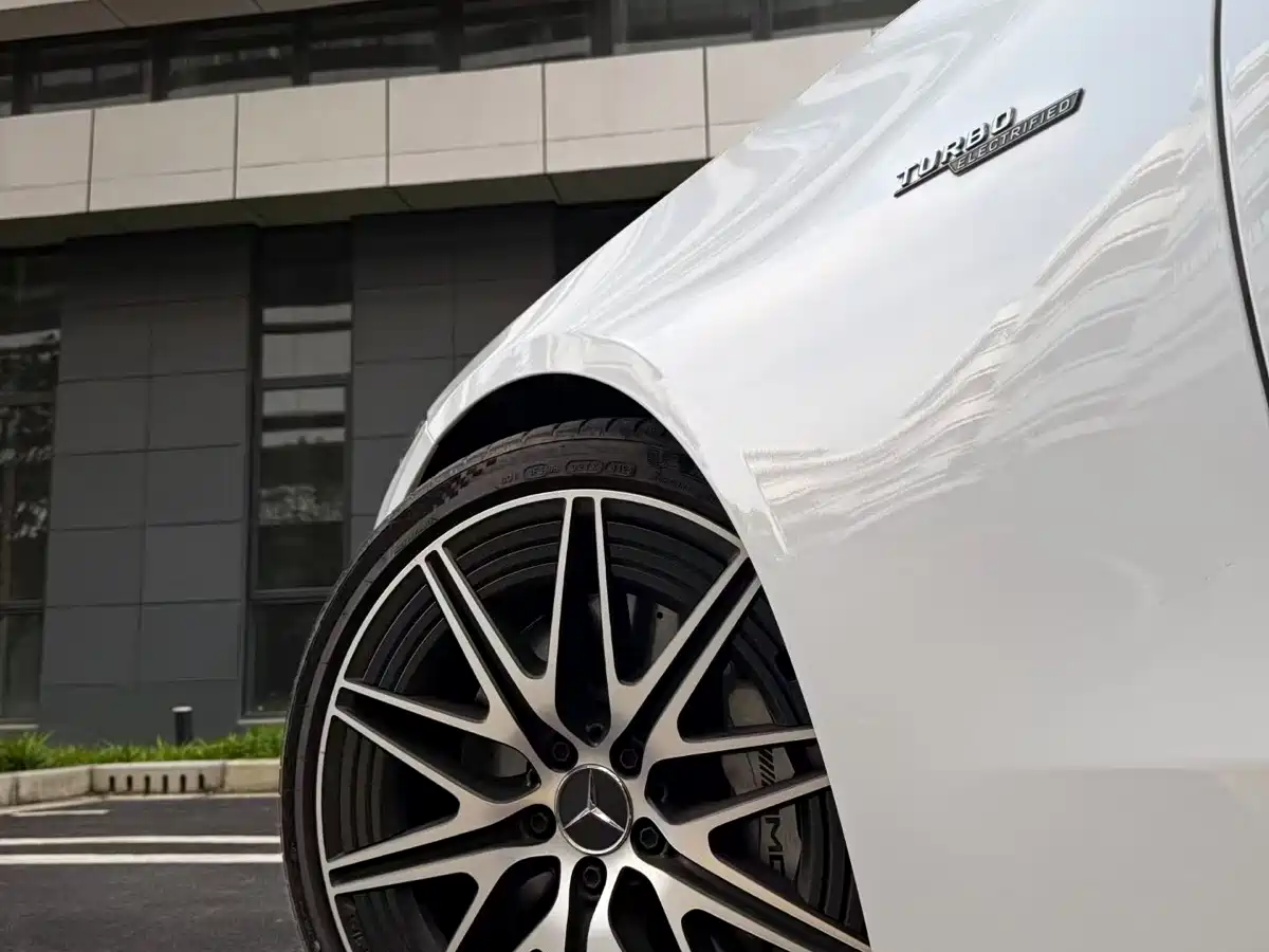 Mercedes-Benz C-Class AMG 2024 Facelift AMG C 43 4MATIC Wagon Special Edition фото 29