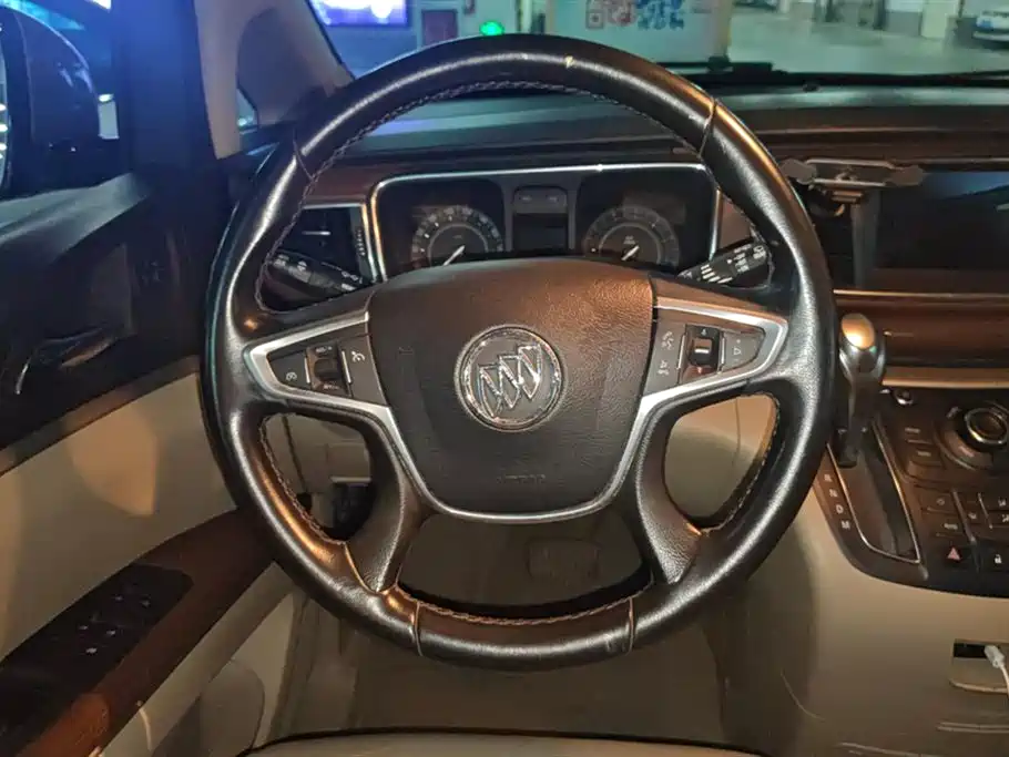 Buick GL8 2018 28T Luxury Model China VI фото 15