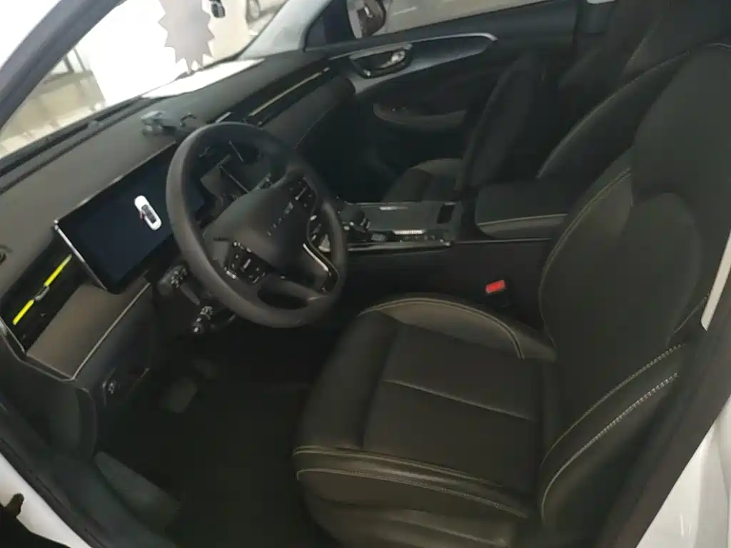 Roewe RX5 2024 2023 PLUS 330TGI Automatic Trend-leading Smart Enjoyment Edition