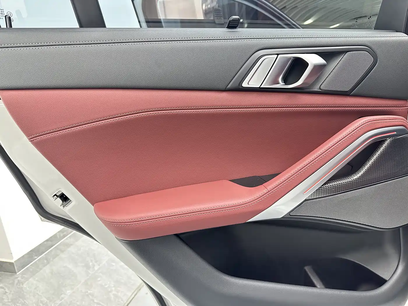 BMW X6 2022 Facelift xDrive40i Exclusive M Sport Package фото 25