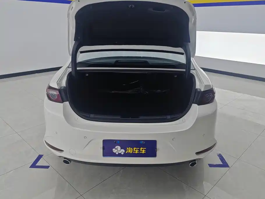 2026 Mazda Mazda3 Axela