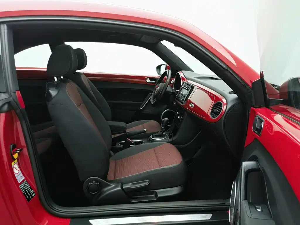 Фото 23 - Volkswagen Beetle