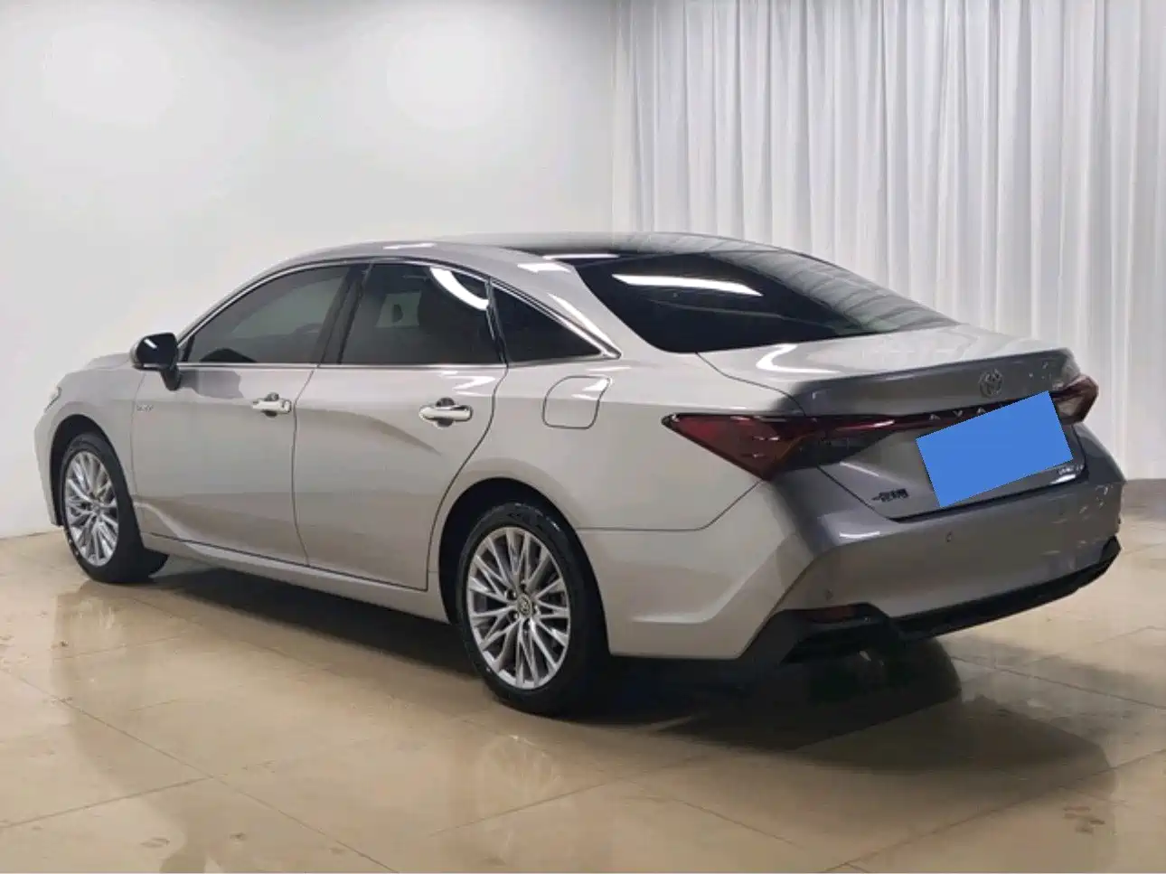 Toyota Avalon 2024 Hybrid 2.0L Luxury Edition фото 2