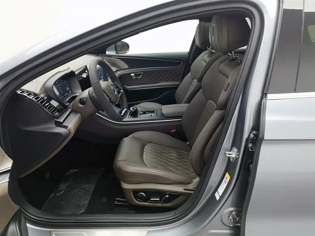 BYD Han 2023 DM-i Champion Edition 121KM Premium фото 10