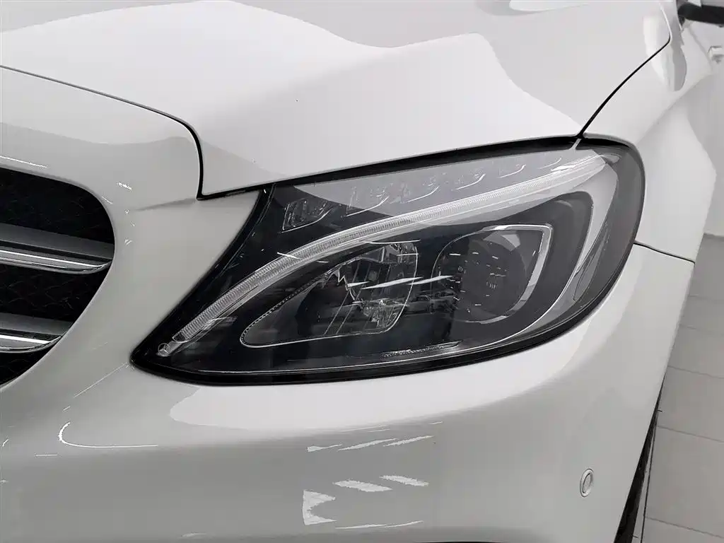 Mercedes-Benz C-Class 2018 C 200 L Sport Edition фото 7