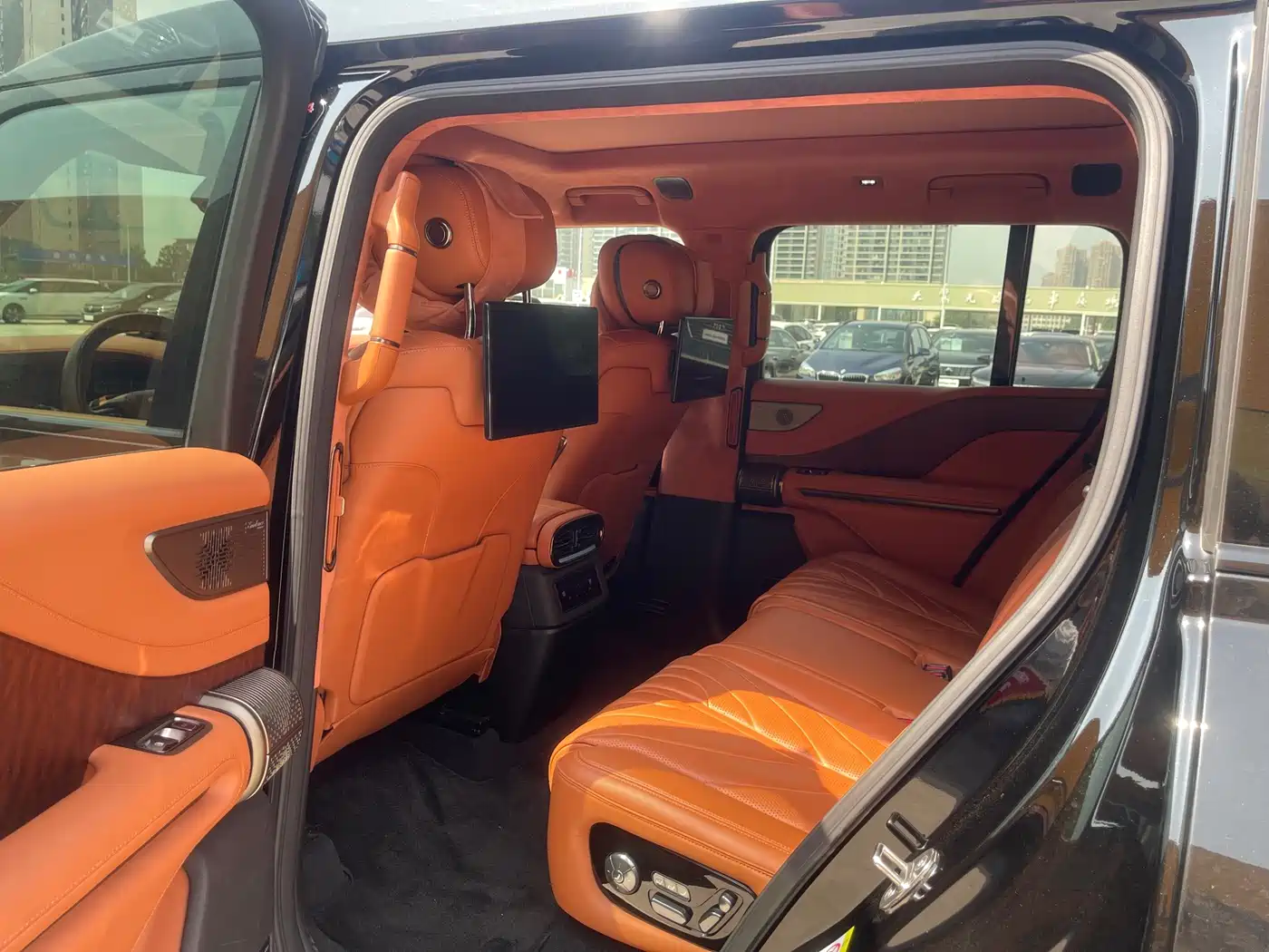 Yangwang U8 2024 2023 Luxury Edition
