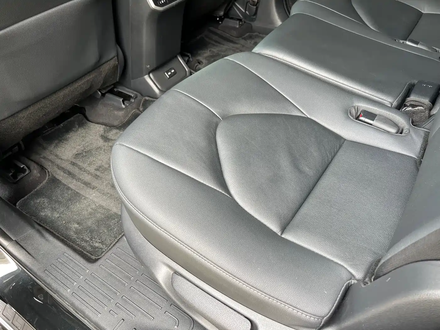 Toyota Highlander 2022 380T 4WD Premium 7-Seater фото 14